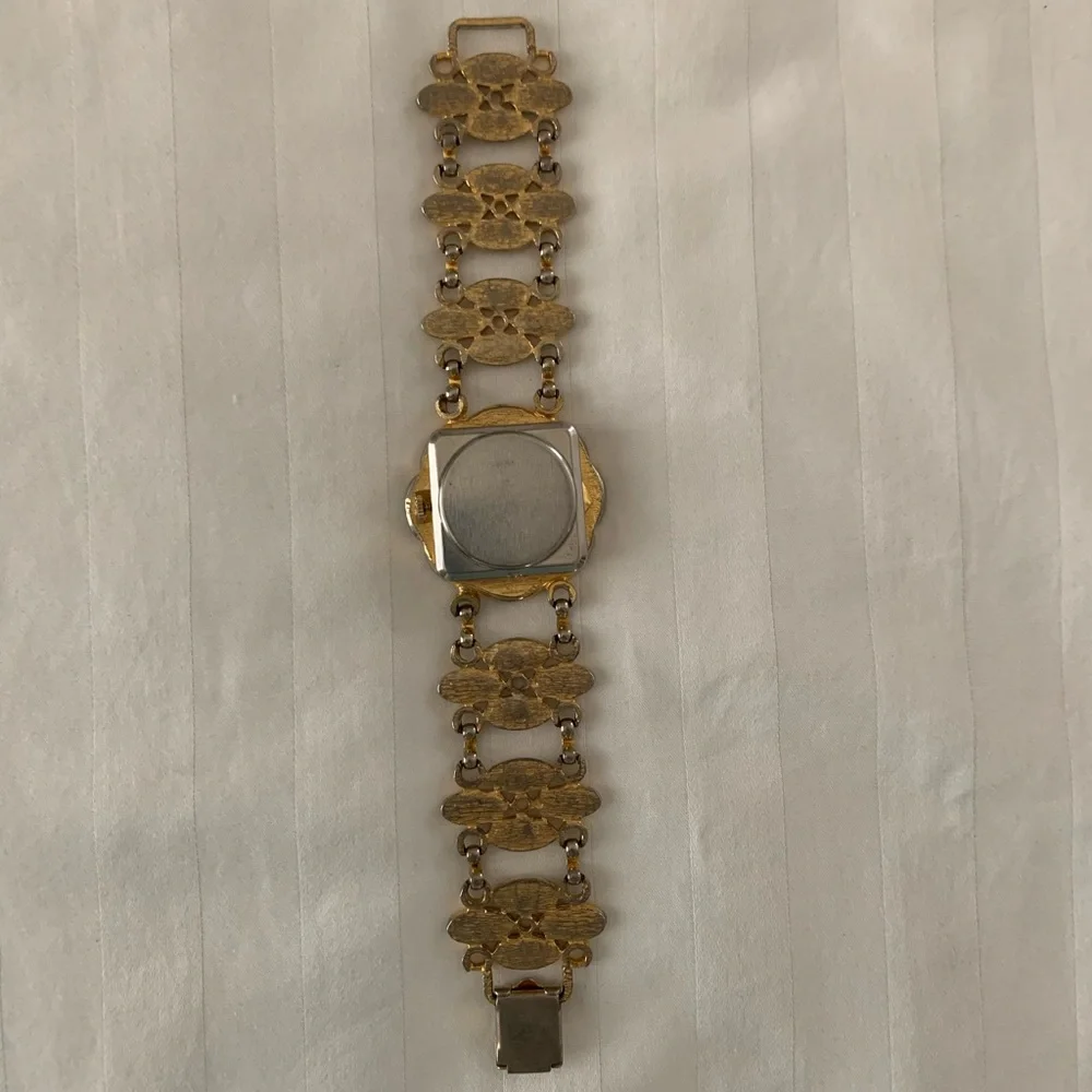 Vintage Women’s Louis 17 Jewels Wristwatch (Working)